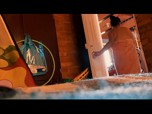 ❤️ 삼촌은 나를 따라 샤워를 하고 내가 샤워를 하는 동안 섹스를 한다. ❌  섹스 우리 ❌️