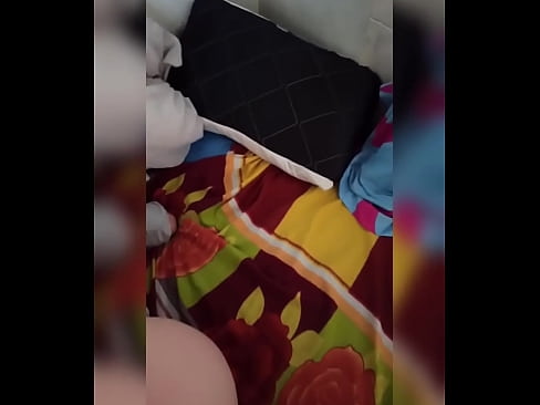 ❤️ 내 룸메이트는 남편이 휴가를 가기 때문에 집에 혼자 있고 나는 기회를 잡고 그녀와 섹스하고 그녀의 엉덩이를 우유로 채 웁니다. ❌ 섹스 우리 ❌️